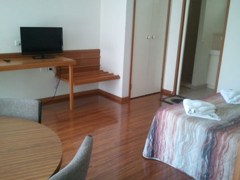 Beaconsfield Lodge Motel - Dalby Accommodation 3