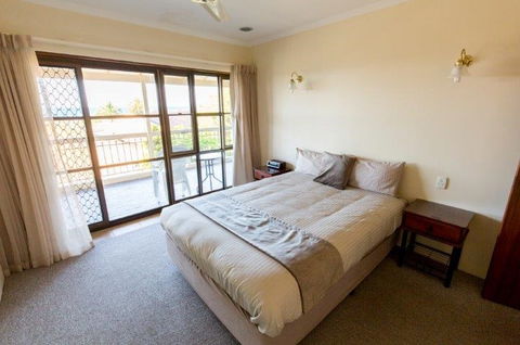 Busselton Beach Resort - Dalby Accommodation 4