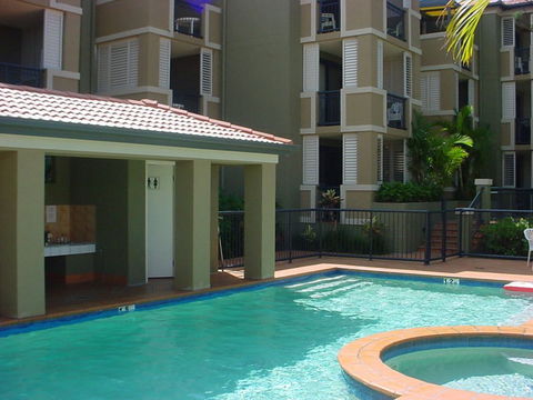 Beaches On Wave Street - Dalby Accommodation 1