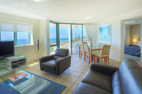 Grand Palais Beachside Resort - Dalby Accommodation 3