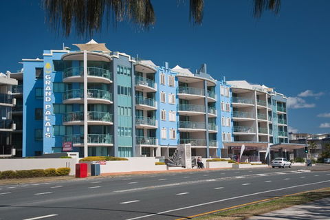 Grand Palais Beachside Resort - Dalby Accommodation 7