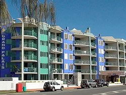 Grand Palais Beachside Resort - Dalby Accommodation 8