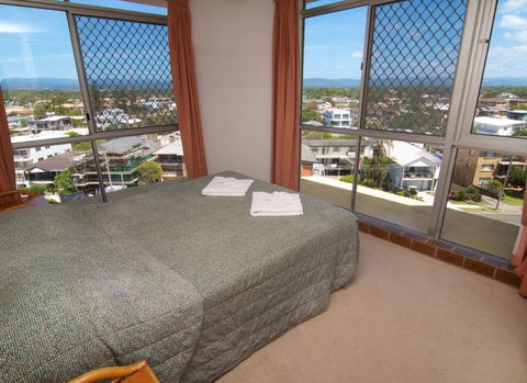 Foreshore Apartments, Mermaid Beach - Dalby Accommodation 4