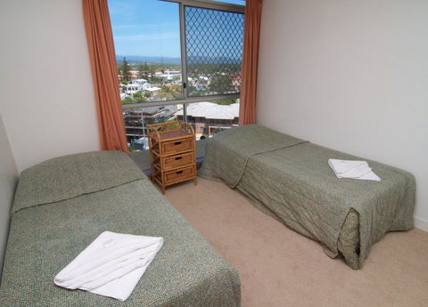 Foreshore Apartments, Mermaid Beach - Dalby Accommodation 5
