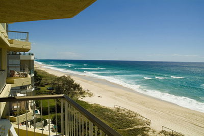 Foreshore Apartments, Mermaid Beach - Dalby Accommodation 6