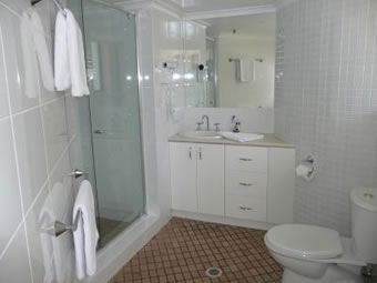 Aegean Apartments - Dalby Accommodation 10