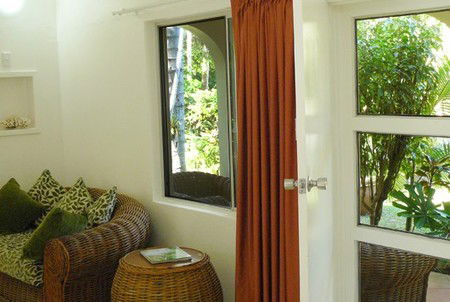 Villa Marine Seaside Holiday Apartments - Dalby Accommodation 2