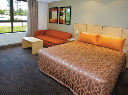 Travelodge Garden City - Dalby Accommodation 1