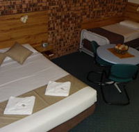 Surfside Resort Motel - Dalby Accommodation