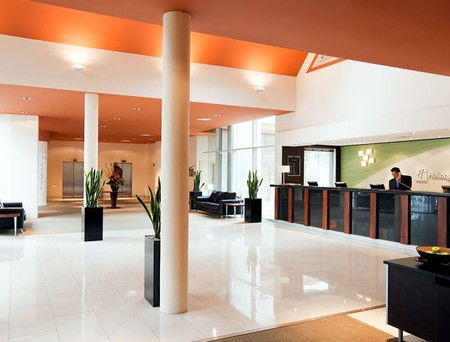 Holiday Inn Potts Point - Dalby Accommodation 4
