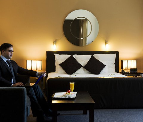 The Clarendon Hotel - Dalby Accommodation 4