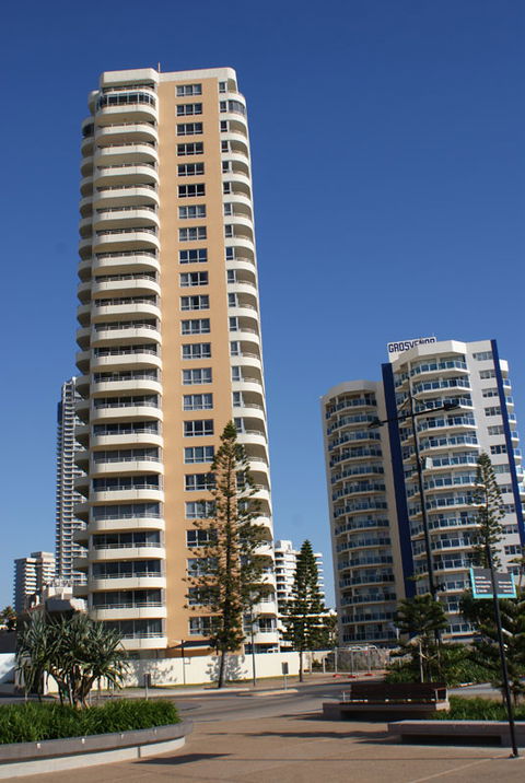 Zenith Apartments - Dalby Accommodation 8