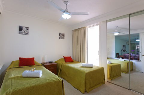 La Grande Apartments Broadbeach - Dalby Accommodation 6