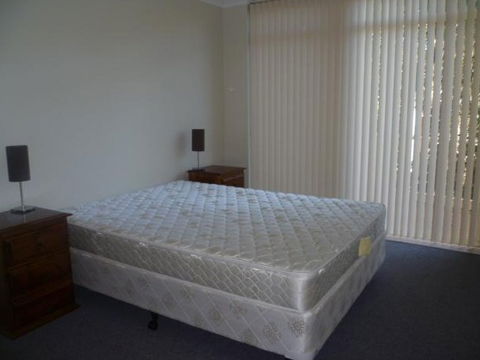The Hill Apartments - Dalby Accommodation 1