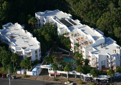 Santorini By The Sea - Dalby Accommodation 3