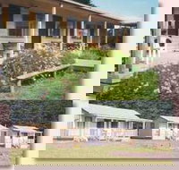 Twelve Apostles Motel and Country Retreat - Dalby Accommodation