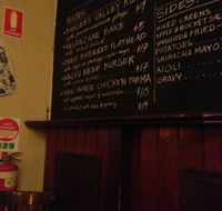 Cricketer's Arms Hotel - Dalby Accommodation