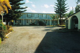 Troubridge Hotel - Dalby Accommodation 0