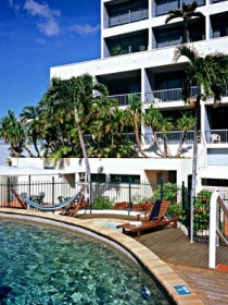 Cairns Sunshine Tower Hotel - Dalby Accommodation 0