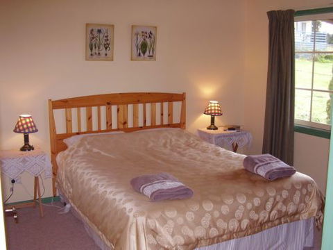 Neerim Country Cottages - Dalby Accommodation 0