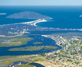 Golden Chain Tea Gardens Club Inn Motel - Dalby Accommodation 0