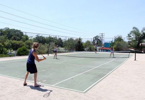 Cairns Reef Apartments And Motels - Dalby Accommodation 4