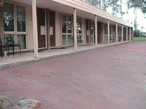 Cobden Roadhouse Motel - Dalby Accommodation 4