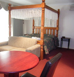 Sanctuary House Resort Motel - Healesville - Dalby Accommodation 2