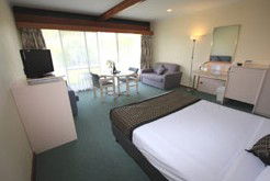  William Macintosh Motor Lodge - Dalby Accommodation 2