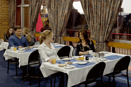 Tudor Inn Motel - Dalby Accommodation 1