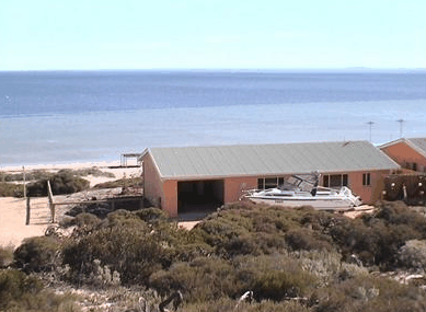 Ceduna Shelly Beach Caravan Park Cabins - Dalby Accommodation 2