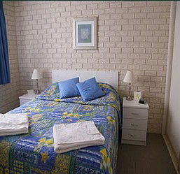 Capri Apartments - Dalby Accommodation 2