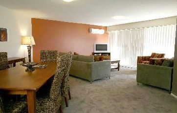 Waterview Luxury Apartments And Penthouses - Dalby Accommodation 5