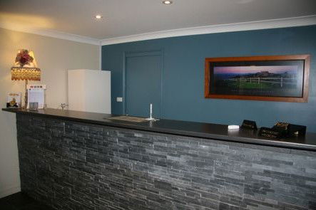 Comfort Inn Lake Macquarie - Dalby Accommodation 1