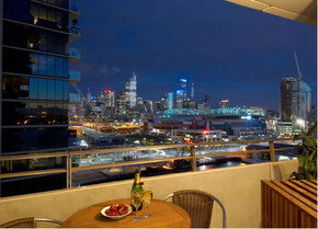Apartments @ Docklands - Dalby Accommodation 1