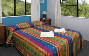Castaways Trinity Beach - Dalby Accommodation 0