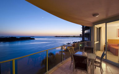 Duporth Riverside - Dalby Accommodation 4