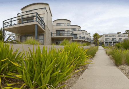 Corrigans Cove Apartments - Dalby Accommodation 0