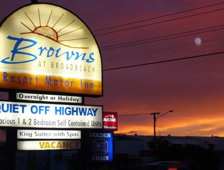 Browns At Broadbeach - Dalby Accommodation 2
