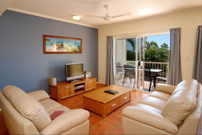 Reefside Villas Whitsunday - Dalby Accommodation 3