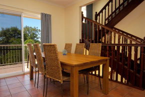 Reefside Villas Whitsunday - Dalby Accommodation 4