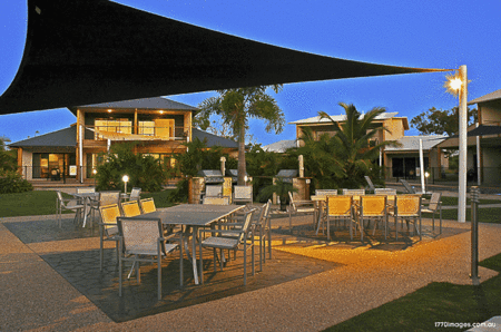 The Edge On Beaches - Dalby Accommodation 0