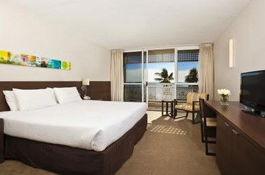 Mercure Hotel Harbourside Cairns - Dalby Accommodation 0