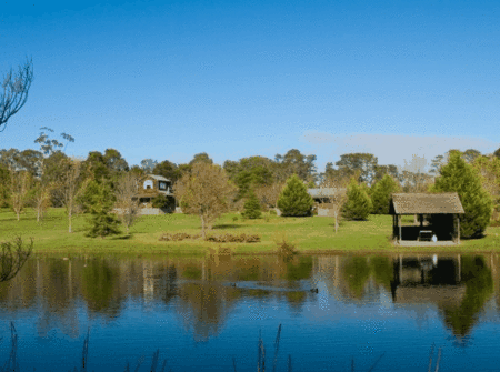 Badger Creek VIC Dalby Accommodation