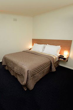 Albert Heights Serviced Apartments - Dalby Accommodation 2