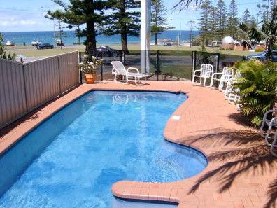 Beach House Holiday Apartments - Dalby Accommodation 1