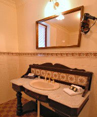 Victoria House Motor Inn - Dalby Accommodation 1
