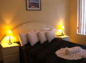 Chevron Palms - Dalby Accommodation 1