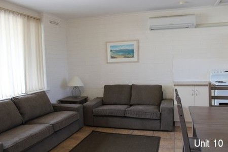 Seavista Holiday Units - Dalby Accommodation 4