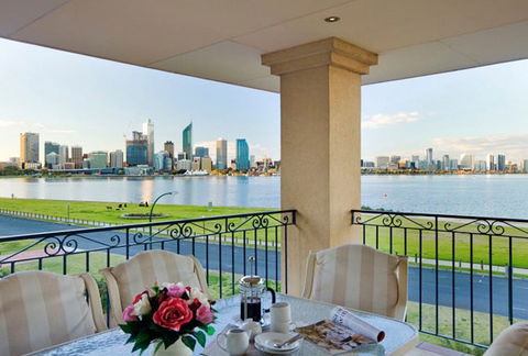 The Peninsula - Dalby Accommodation 1
